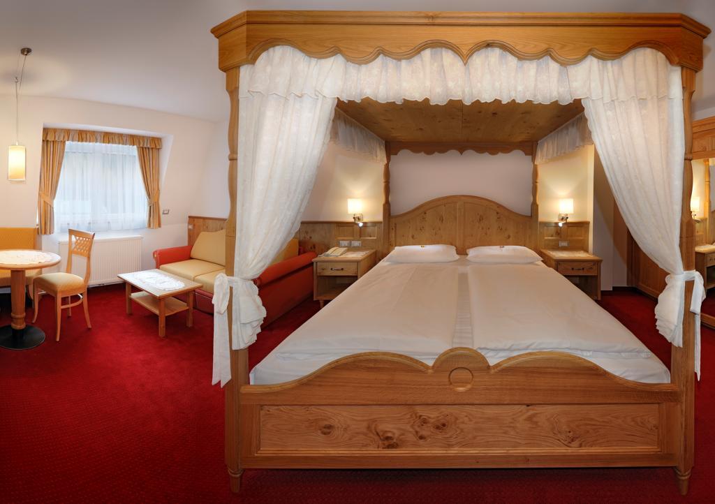 Hotel Ingram Selva di Val Gardena Room photo